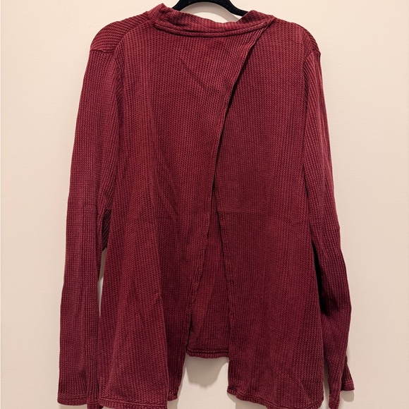Wonderly Burgundy Waffle Knit Sweatshirt - Picture 3 of 3